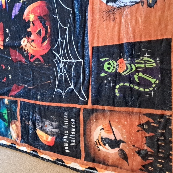 🐄Cat Halloween lap blanket 29 x 39 - Picture 4 of 6